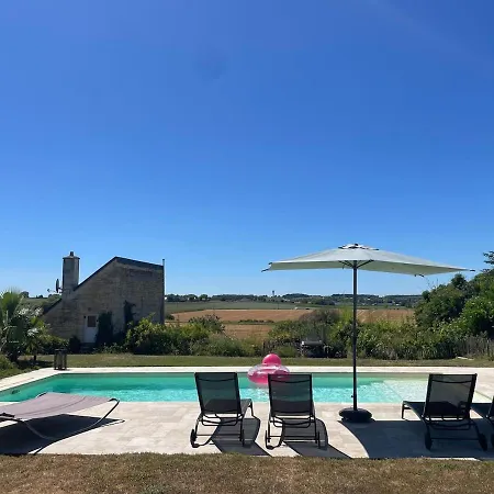 Hébergement de vacances Le Vieux Pressoir Avec Piscine *